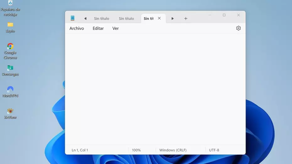 Descubre las últimas novedades del Bloc de notas en Windows 11, incluyendo un contador de caracteres y mejoras en la experiencia del usuario