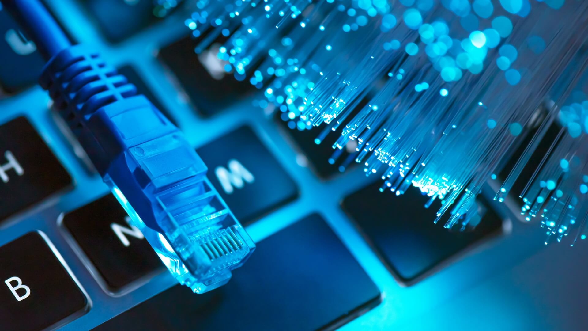 El apagón de internet de 2024 ha sido una llamada de atención. Nos recordó la importancia de la resiliencia, la cooperación y la preparación.