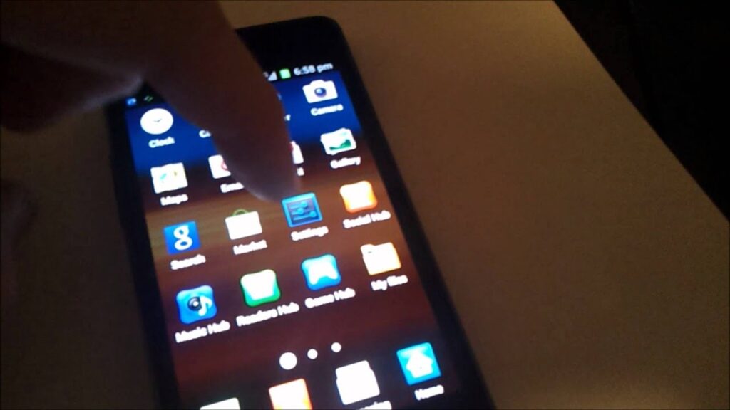 Samsung ha dado un paso importante al actualizar su icónico Galaxy SII a la versión Ice Cream Sandwich de Android, marcando un hito para los usuarios en España