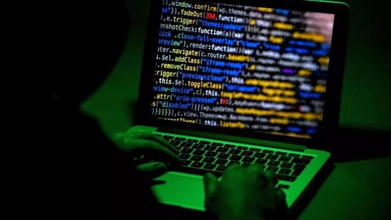 Se filtran más de 16.000 millones de contraseñas de Google, Apple y Facebook en el mayor robo de datos de la historia - Cadena SER