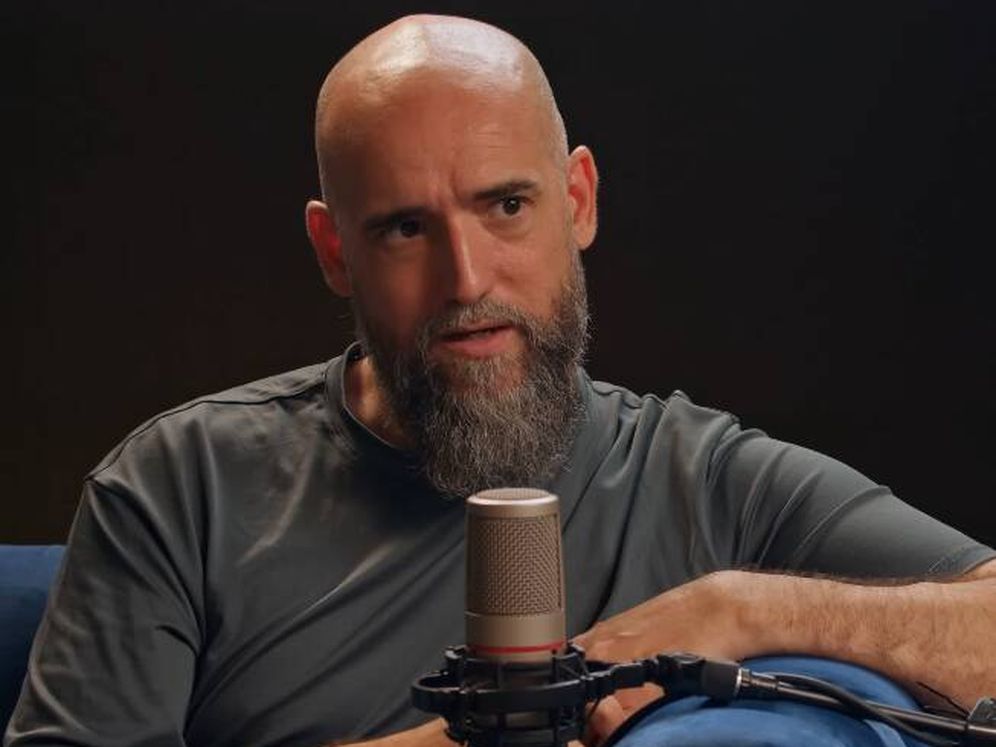 Jon Hernández, experto en IA: «La gente está utilizando ChatGPT para buscar conocimiento y ese es el mayor error»