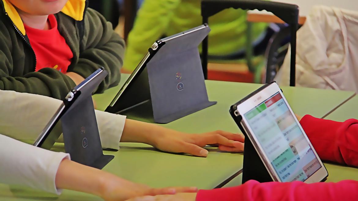 La Comunidad de Madrid incorporará herramientas de IA en EducaMadrid